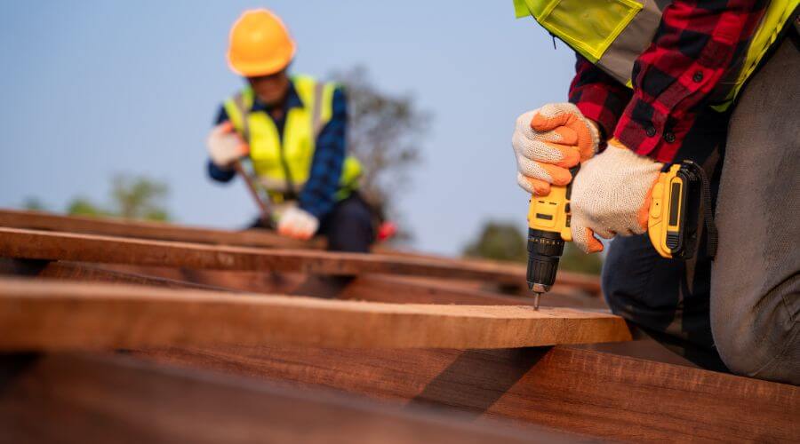 Professional gutter cleaning in Tunnelton, WV
